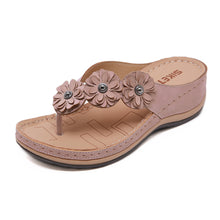Load image into Gallery viewer, Women Retro Style  Flower style Sandal
