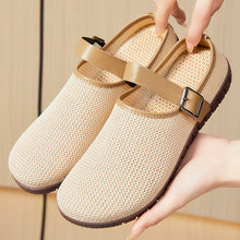 Load image into Gallery viewer, Vintage Soft Bottom Sandals
