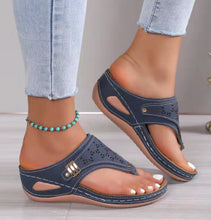Load image into Gallery viewer, Womens Roman Sandals

